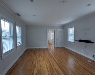 19 1st Street - Photo Thumbnail 7
