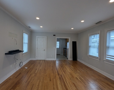 19 1st Street - Photo Thumbnail 11