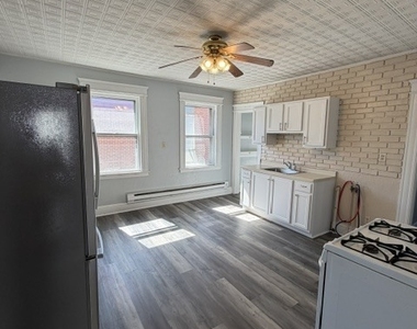 728 Highland Avenue - Photo Thumbnail 7