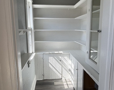 728 Highland Avenue - Photo Thumbnail 6