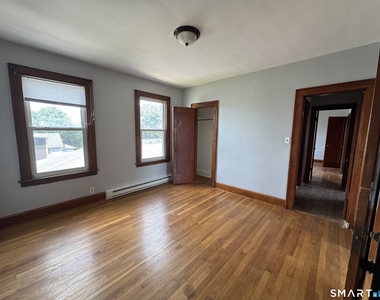 81 Chambers Street - Photo Thumbnail 12