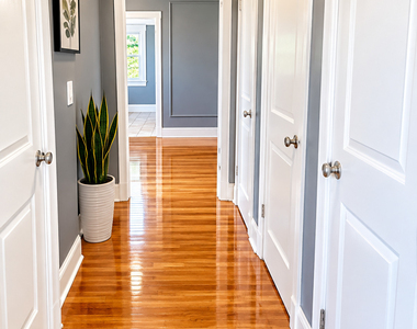 9 Evergreen Avenue - Photo Thumbnail 2