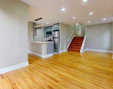 67-39 Clyde Street - Photo Thumbnail 3