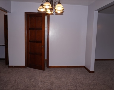 45 Bellevue Avenue - Photo Thumbnail 9