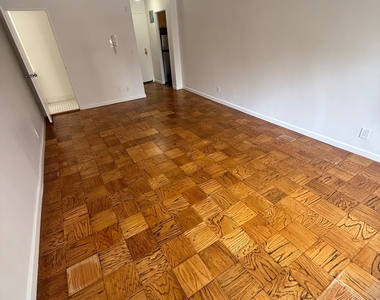 236 East 36th Street - Photo Thumbnail 1