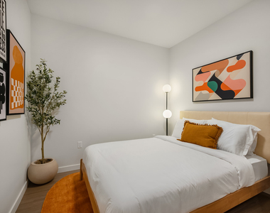 180 Pearl Street - Photo Thumbnail 1