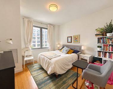 112 4th Avenue - Photo Thumbnail 9