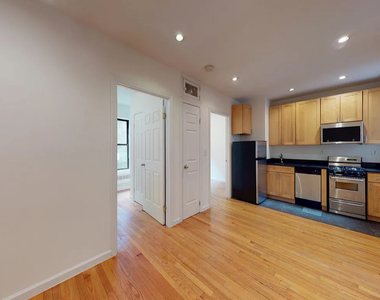 East 65th Street - Photo Thumbnail 3