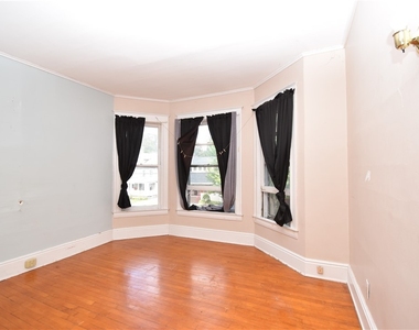 1146 Academy Street - Photo Thumbnail 12