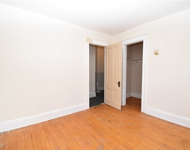 1146 Academy Street - Photo Thumbnail 8