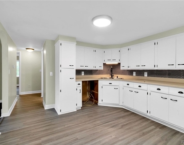 6360 New Taylor Road - Photo Thumbnail 10