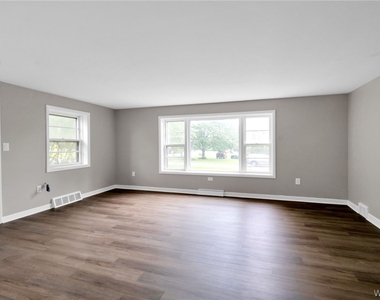 6360 New Taylor Road - Photo Thumbnail 5