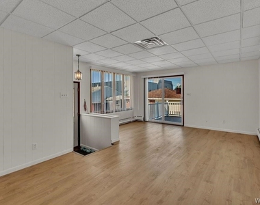 28 Mead St. - Upper Unit - Photo Thumbnail 23