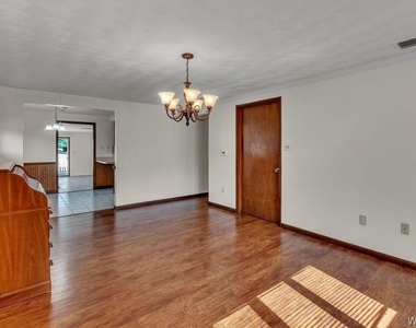 28 Mead St. - Upper Unit - Photo Thumbnail 26