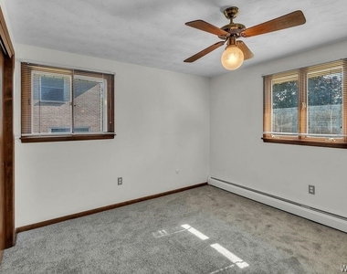 28 Mead St. - Upper Unit - Photo Thumbnail 30