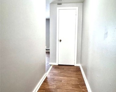 70 Harvey Avenue - Photo Thumbnail 1