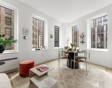 55 Broad Street - Photo Thumbnail 2