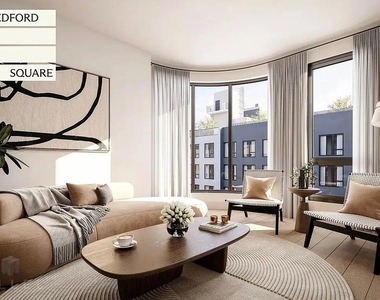 Bedford Avenue - Photo Thumbnail 4