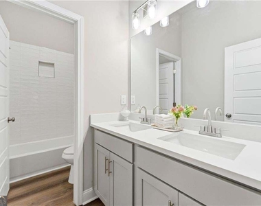 3370 Sarah Trail - Photo Thumbnail 44