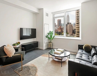 1st Avenue - Photo Thumbnail 2
