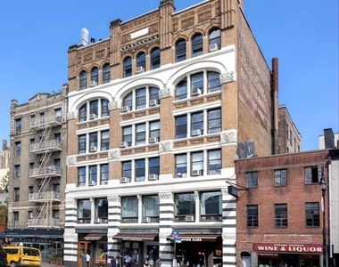 6th Ave. - Photo Thumbnail 3