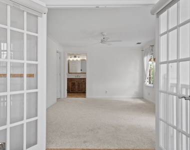 206 Fortson Drive - Photo Thumbnail 20