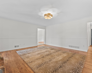 206 Fortson Drive - Photo Thumbnail 18