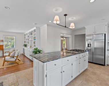 206 Fortson Drive - Photo Thumbnail 10