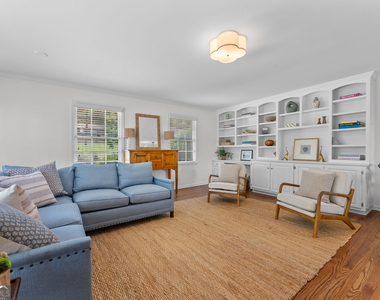 206 Fortson Drive - Photo Thumbnail 11