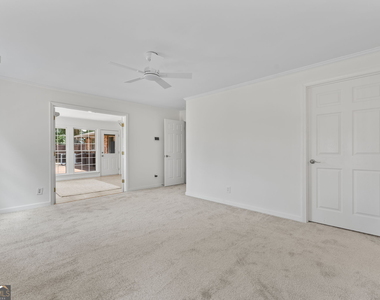 206 Fortson Drive - Photo Thumbnail 22
