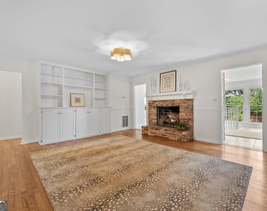 206 Fortson Drive - Photo Thumbnail 17