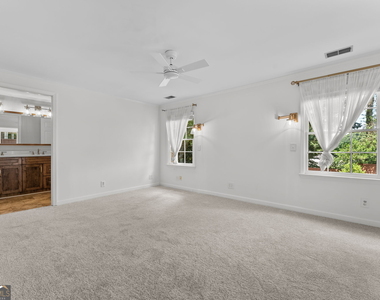 206 Fortson Drive - Photo Thumbnail 21