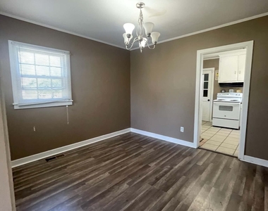 115 West Drive - Photo Thumbnail 3