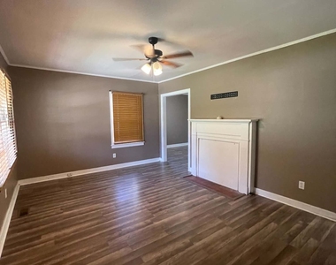 115 West Drive - Photo Thumbnail 1