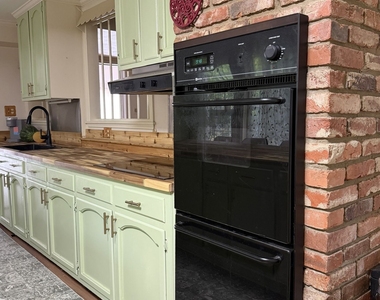 112 Geneva Street - Photo Thumbnail 7