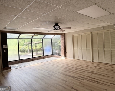 112 Geneva Street - Photo Thumbnail 24