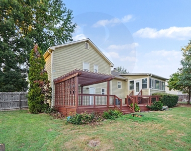 3030 Green Meadow Lane - Photo Thumbnail 22