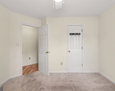 6349 Breckenridge Run - Photo Thumbnail 23