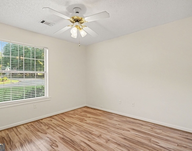 6349 Breckenridge Run - Photo Thumbnail 14