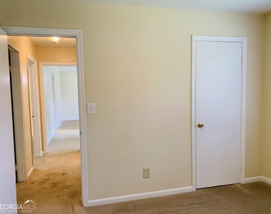 25 Martin Street - Photo Thumbnail 16