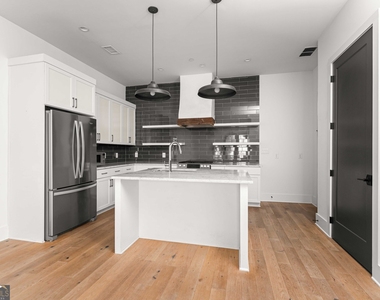 375 Sage Lane - Photo Thumbnail 10