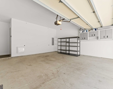 375 Sage Lane - Photo Thumbnail 31