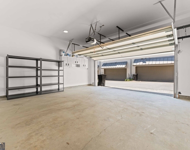 375 Sage Lane - Photo Thumbnail 30