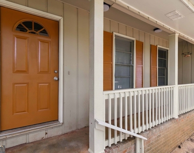 9169 Lakeview Drive Sw - Photo Thumbnail 3