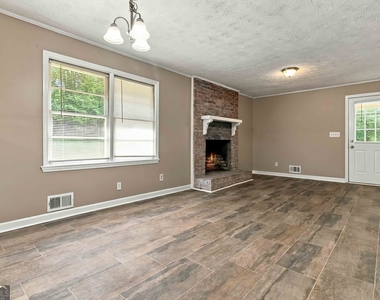 9169 Lakeview Drive Sw - Photo Thumbnail 6