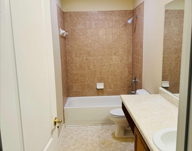 7712 Autry Circle - Photo Thumbnail 16