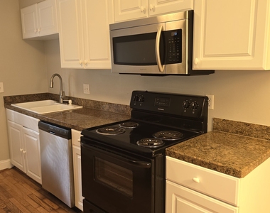 3668 Kingsboro Road Ne - Photo Thumbnail 18