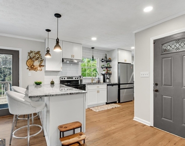 3941 Forest Drive - Photo Thumbnail 12
