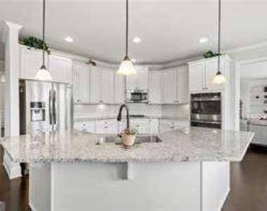 9115 Kidwell Circle - Photo Thumbnail 18