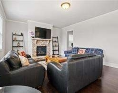 9115 Kidwell Circle - Photo Thumbnail 13